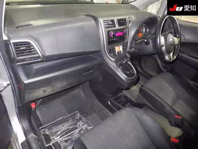 SUBARU TREZIA
