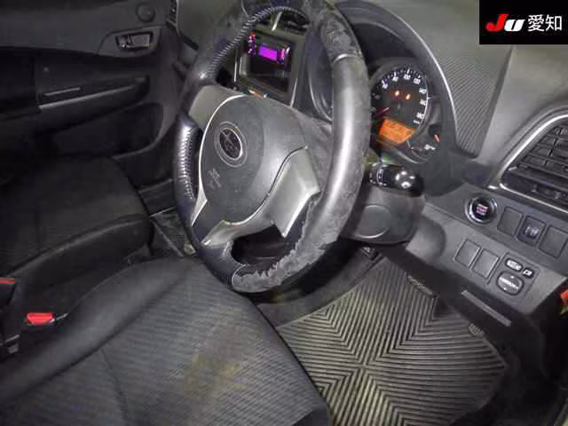 SUBARU TREZIA