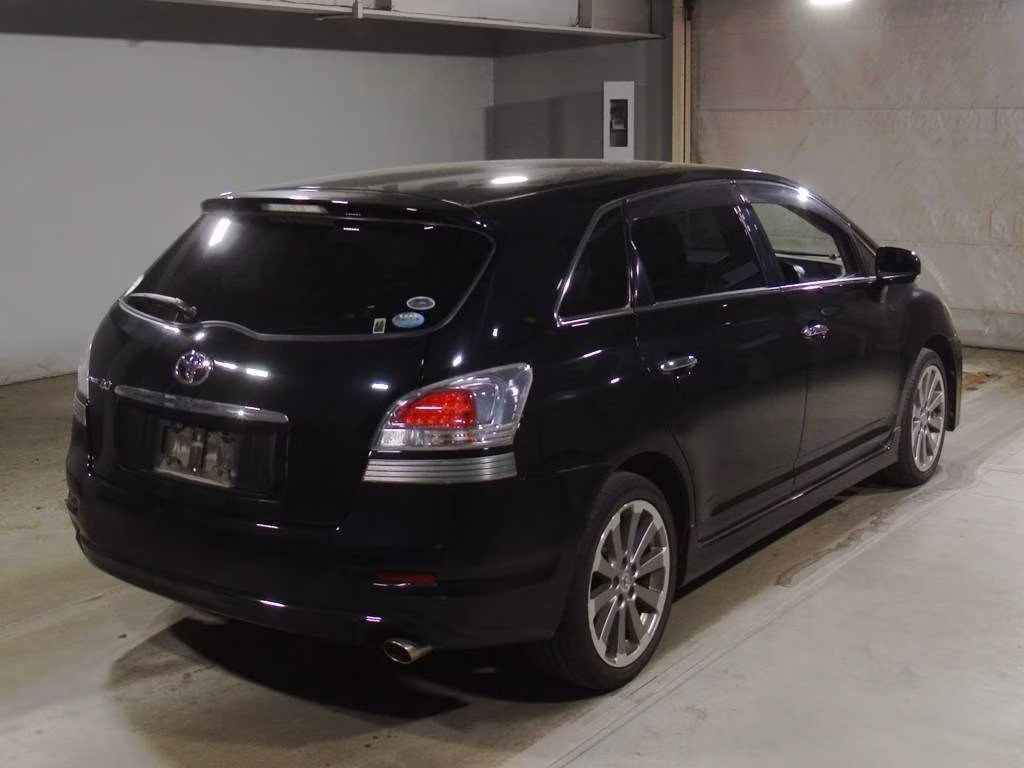 TOYOTA MARK X ZIO