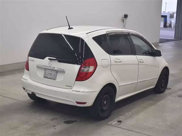 MERCEDES-BENZ A-CLASS