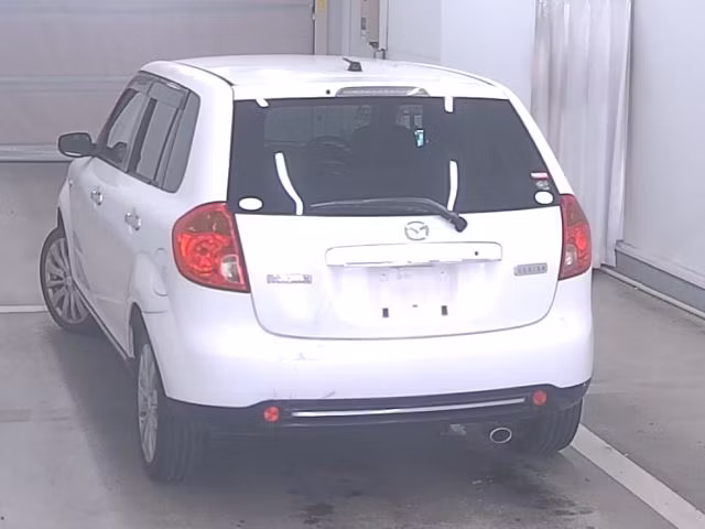 MAZDA VERISA