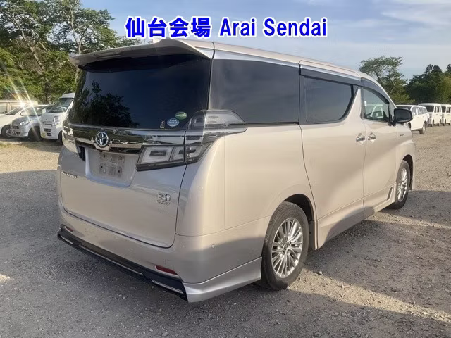 TOYOTA VELLFIRE