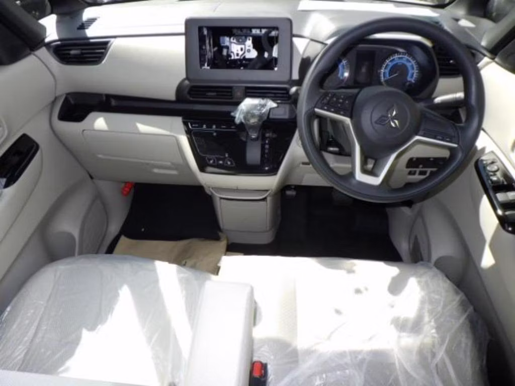 MITSUBISHI EK SPACE