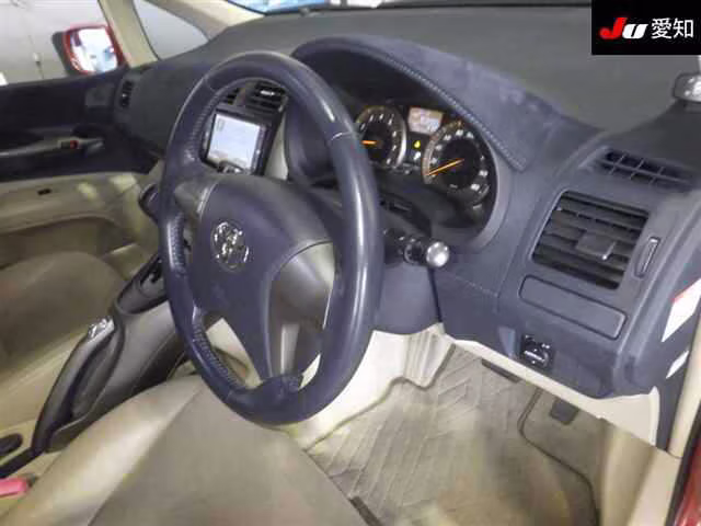 TOYOTA BLADE