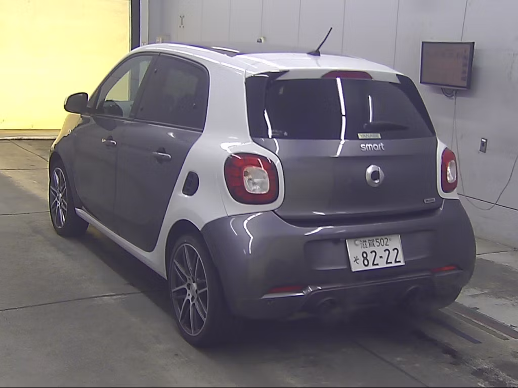 SMART FORFOUR