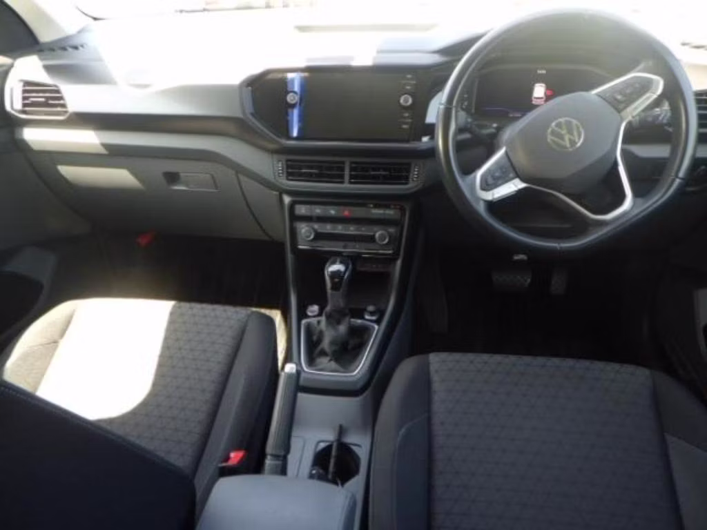 VOLKSWAGEN T-CROSS