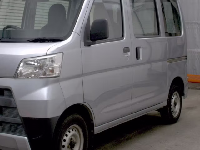 TOYOTA PIXIS VAN