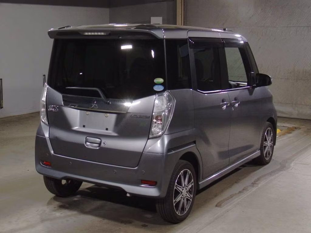 MITSUBISHI EK SPACE