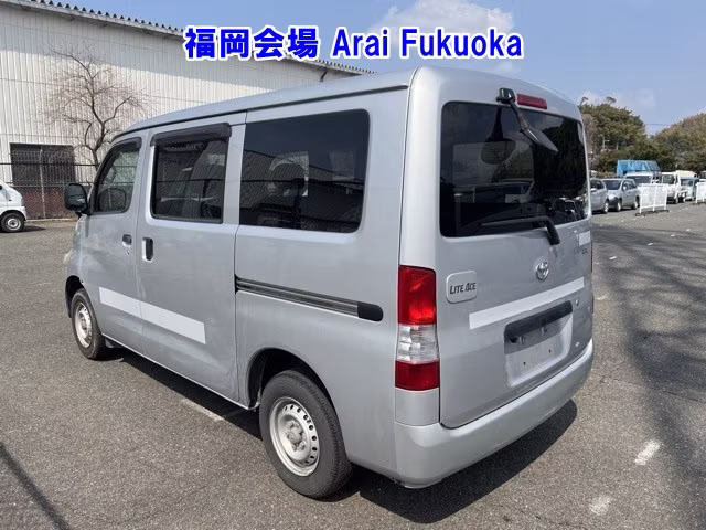 TOYOTA LITE ACE