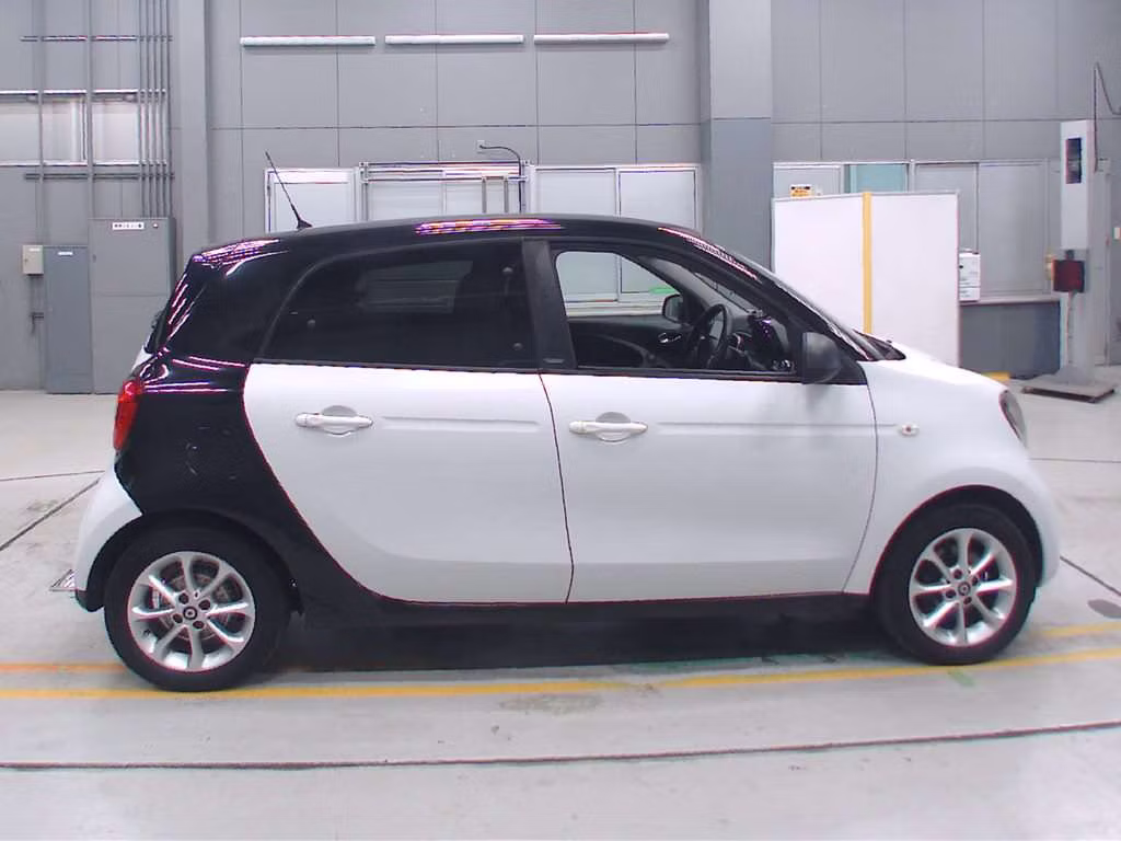 SMART FORFOUR