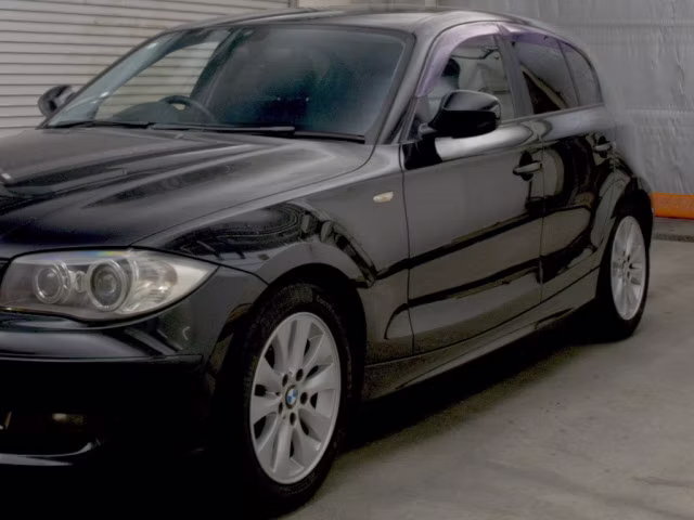 BMW 1-SERIES