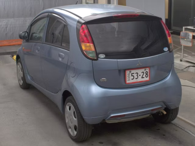 MITSUBISHI I