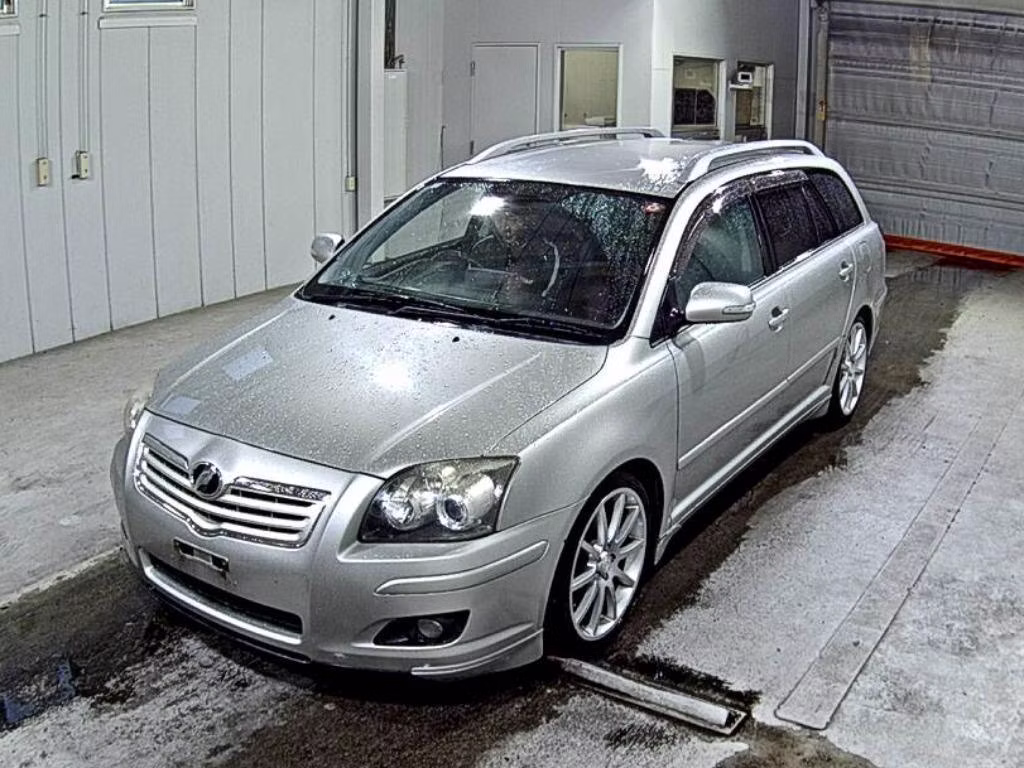 TOYOTA AVENSIS