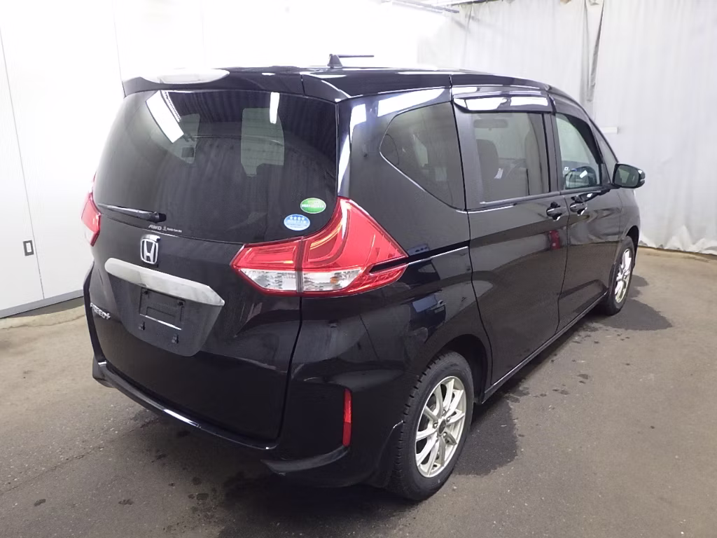 HONDA FREED+