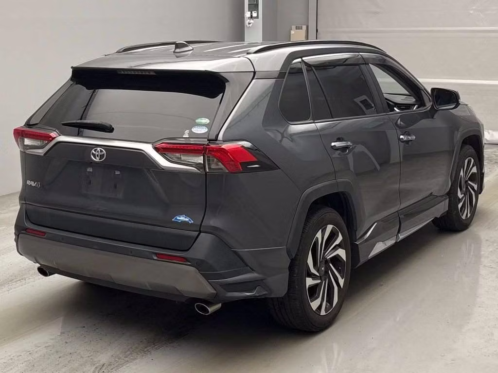 TOYOTA RAV4