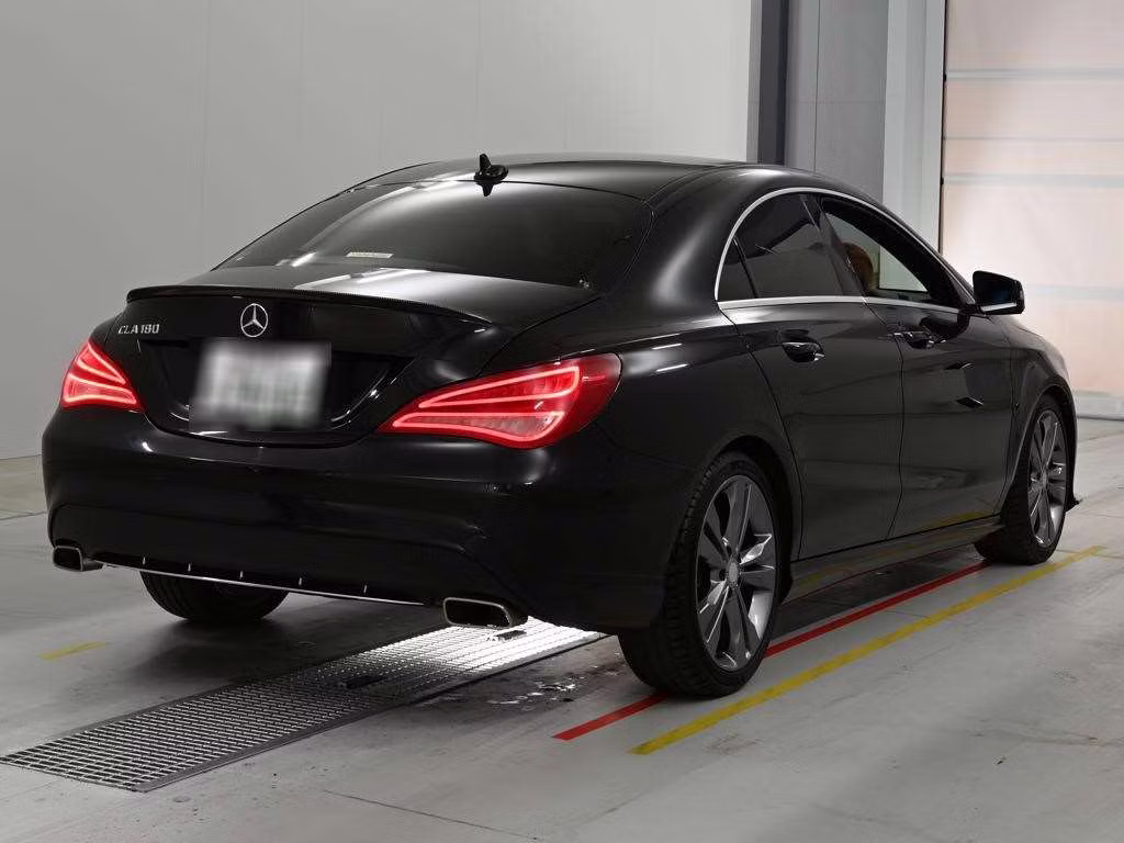 MERCEDES-BENZ CLA-CLASS