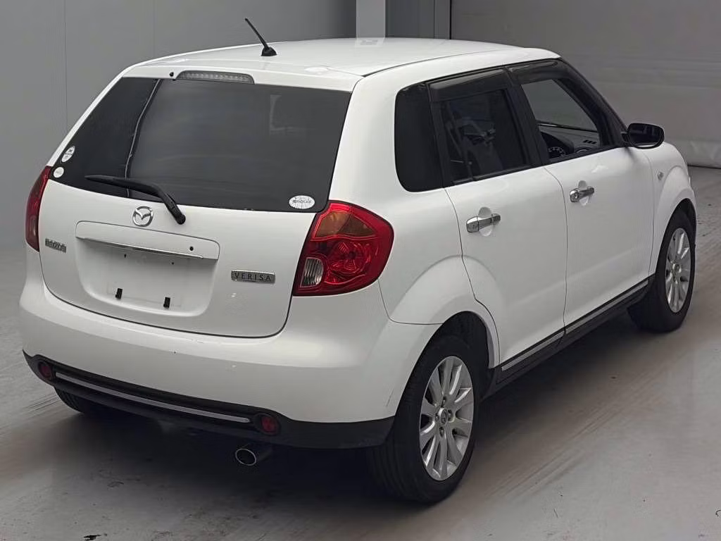 MAZDA VERISA