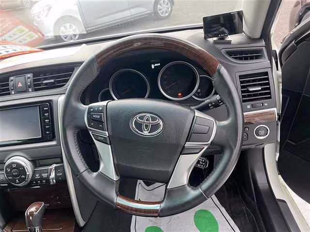 TOYOTA MARK X