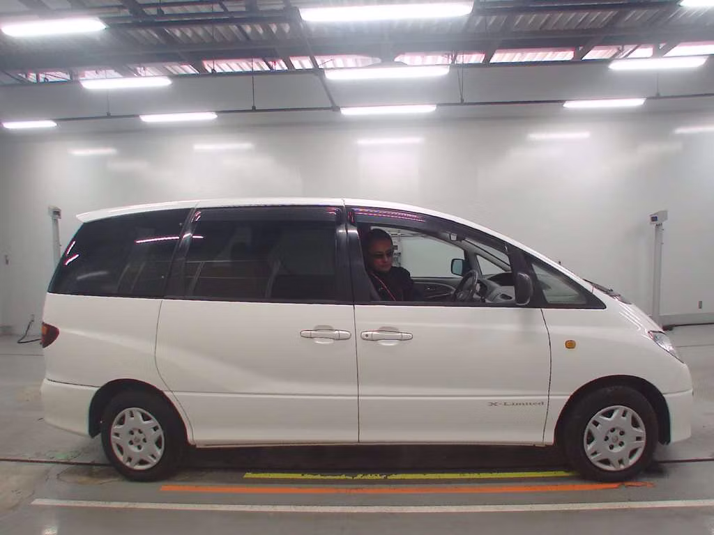 TOYOTA ESTIMA