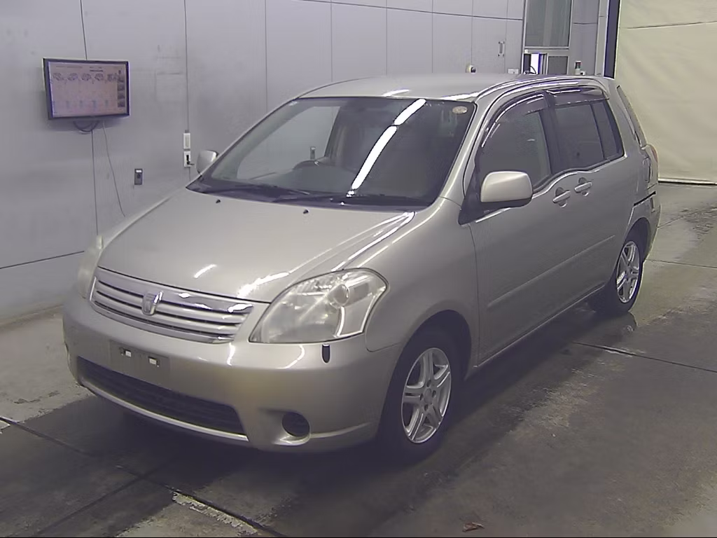 TOYOTA RAUM