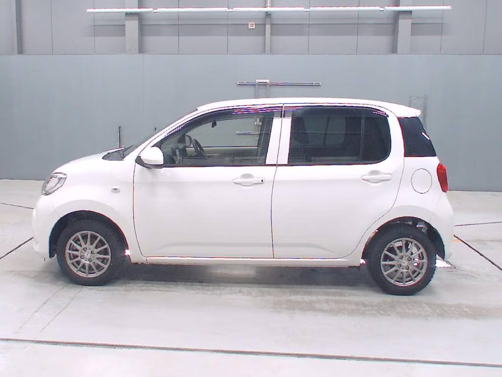 DAIHATSU BOON