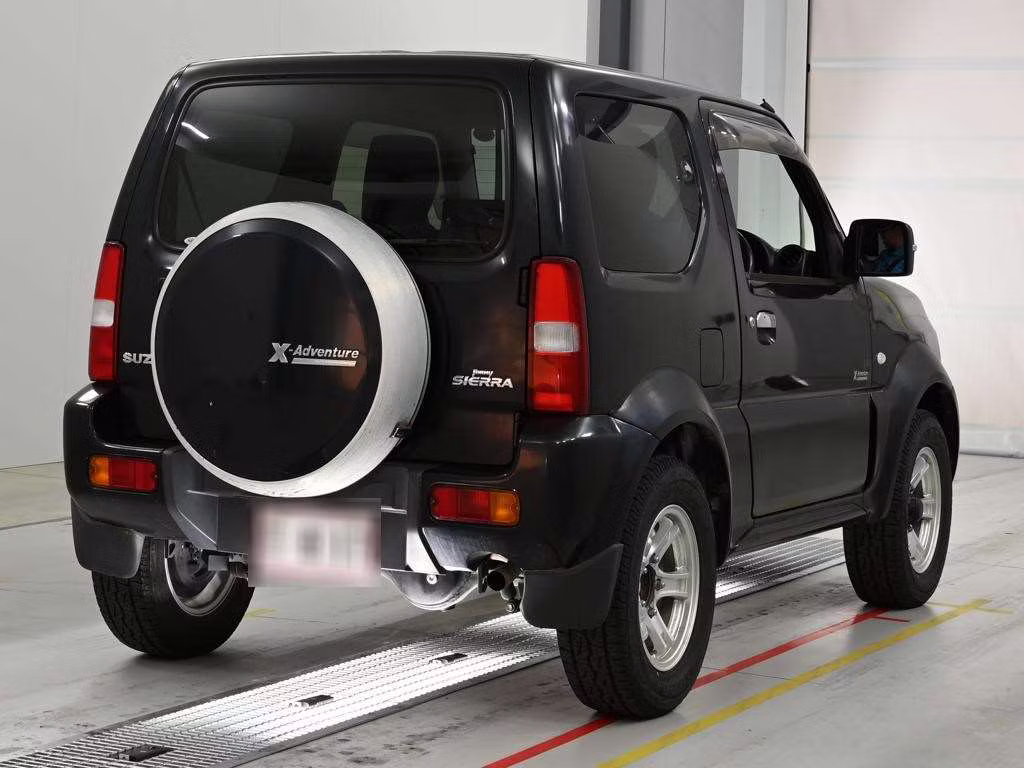 SUZUKI JIMNY SIERRA