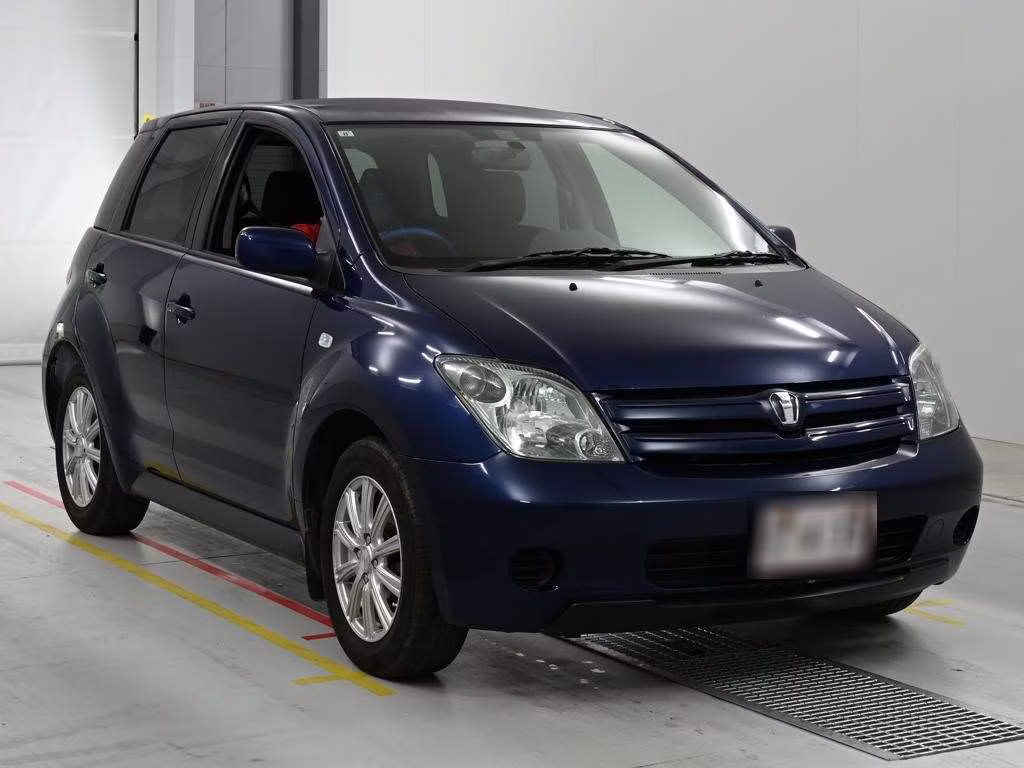 TOYOTA IST