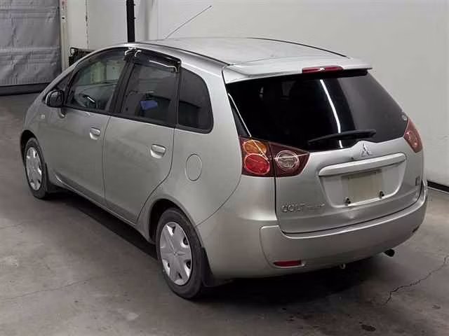 MITSUBISHI COLT PLUS