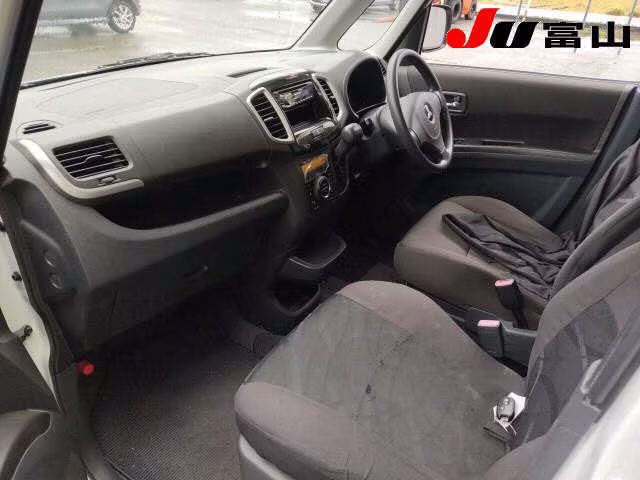MITSUBISHI DELICA D:2