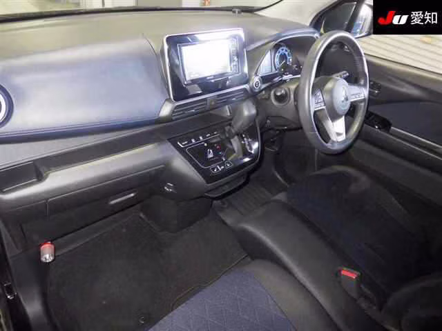 MITSUBISHI EK X