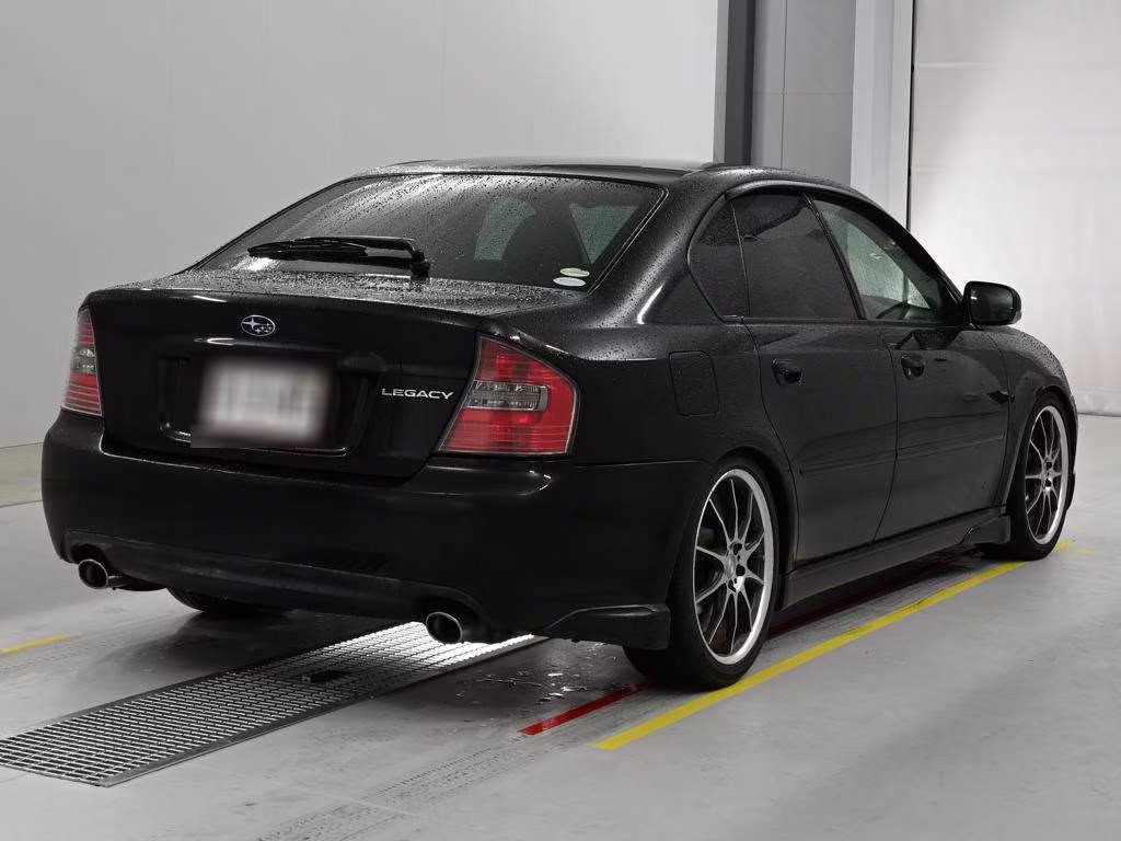 SUBARU LEGACY B4