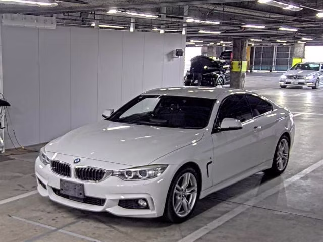 BMW 4-SERIES