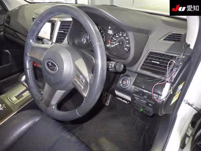 SUBARU LEGACY