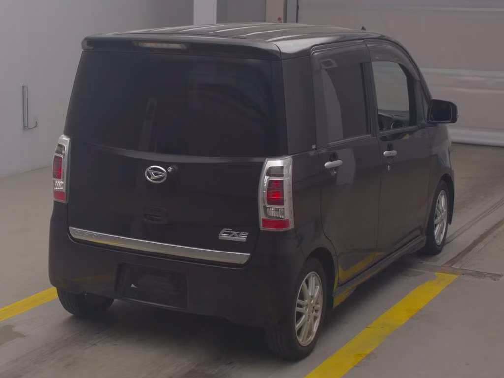 DAIHATSU TANTO EXE