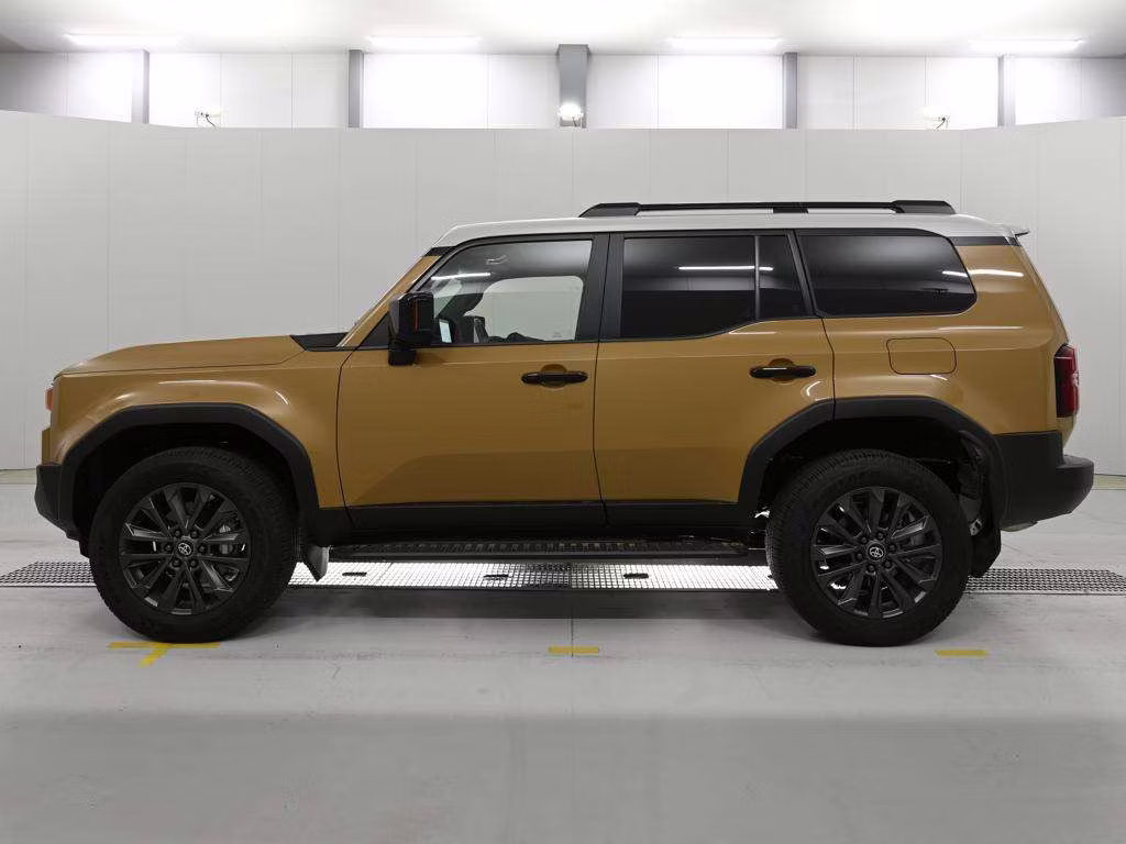 TOYOTA LAND CRUISER PRADO