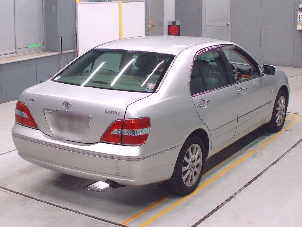 TOYOTA BREVIS
