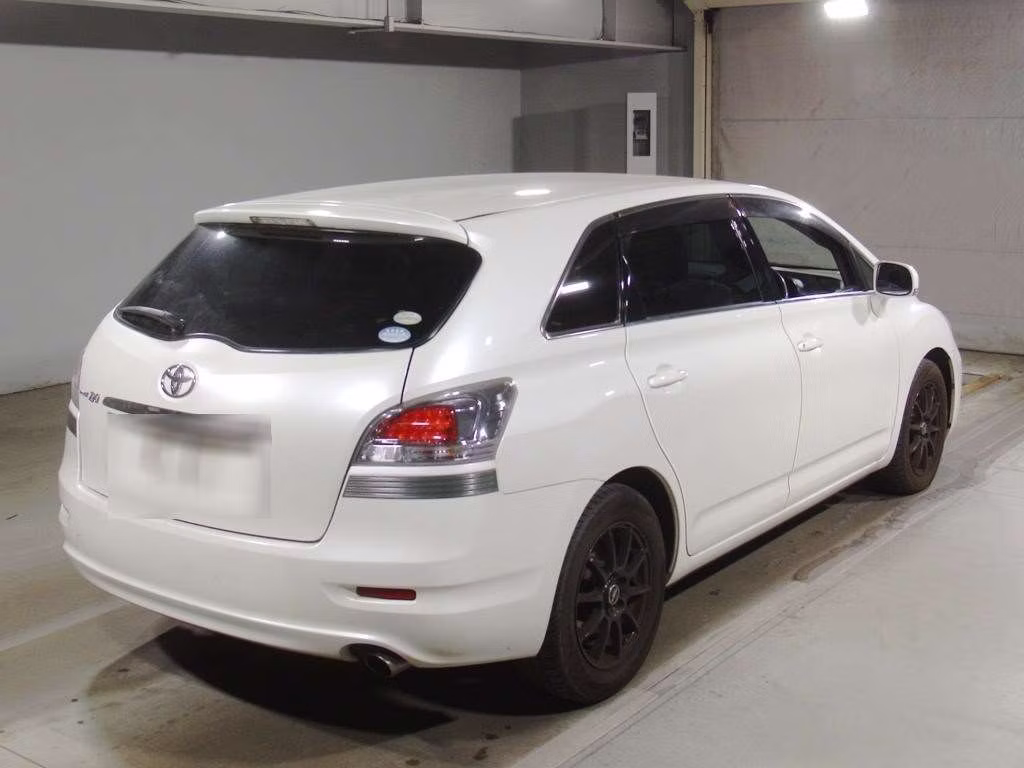 TOYOTA MARK X ZIO