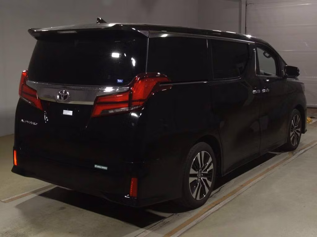 TOYOTA ALPHARD