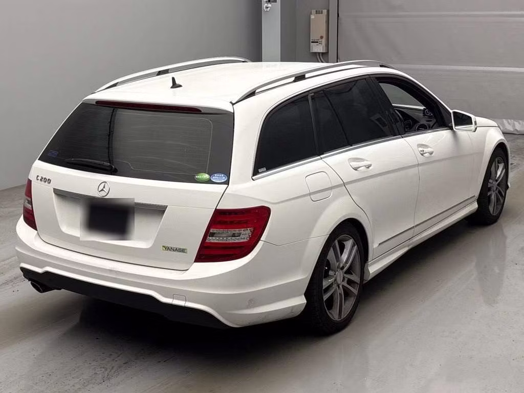 MERCEDES-BENZ C-CLASS