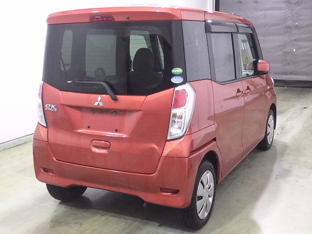 MITSUBISHI EK SPACE