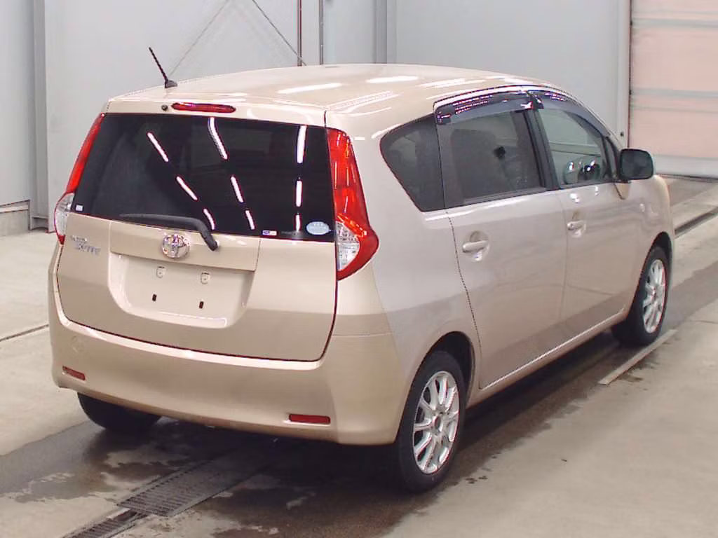 TOYOTA PASSO SETTE