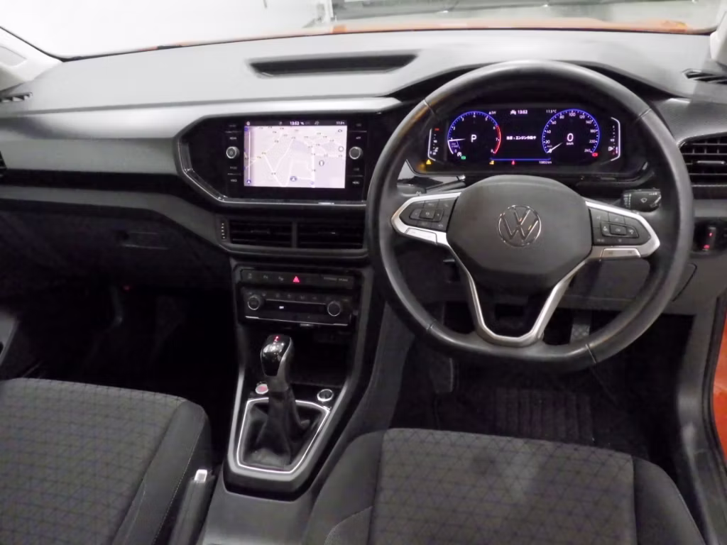 VOLKSWAGEN T-CROSS