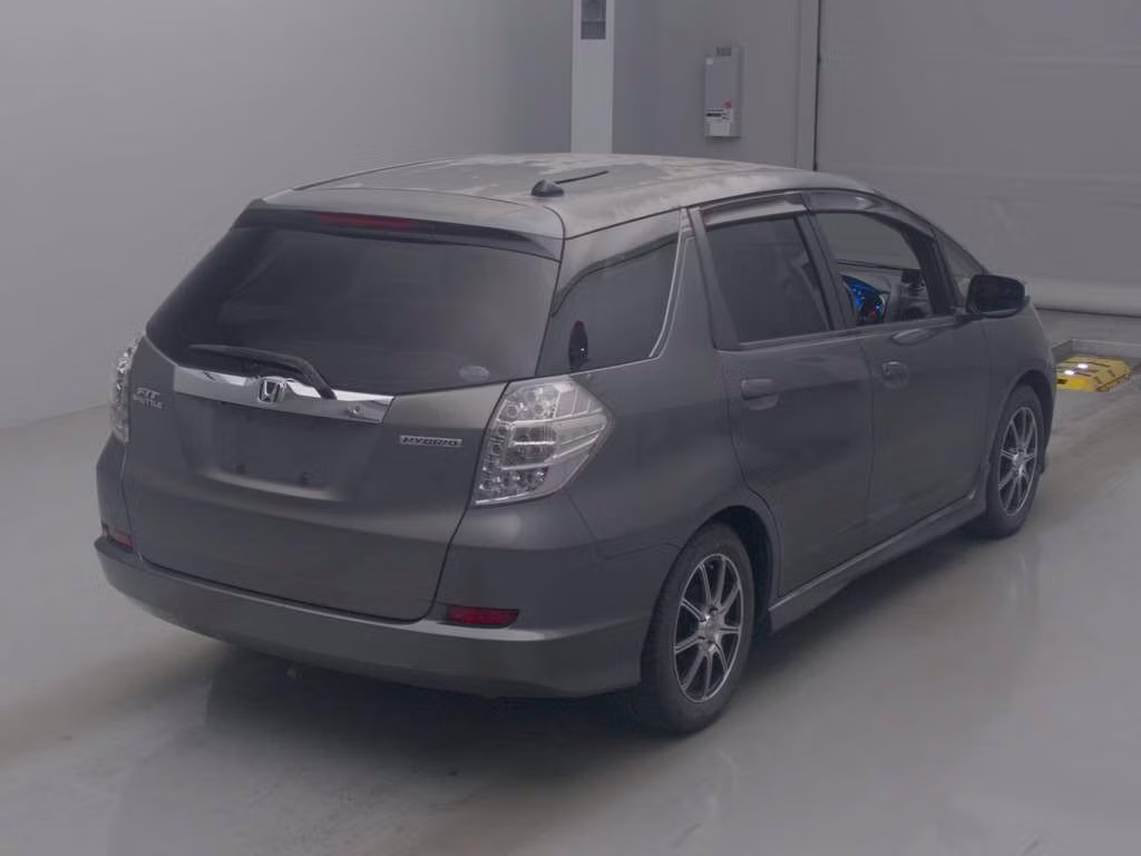HONDA FIT SHUTTLE