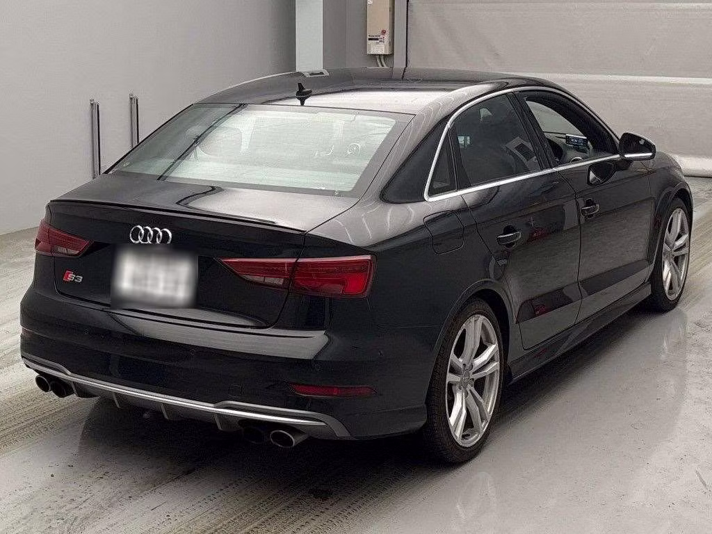 AUDI S3