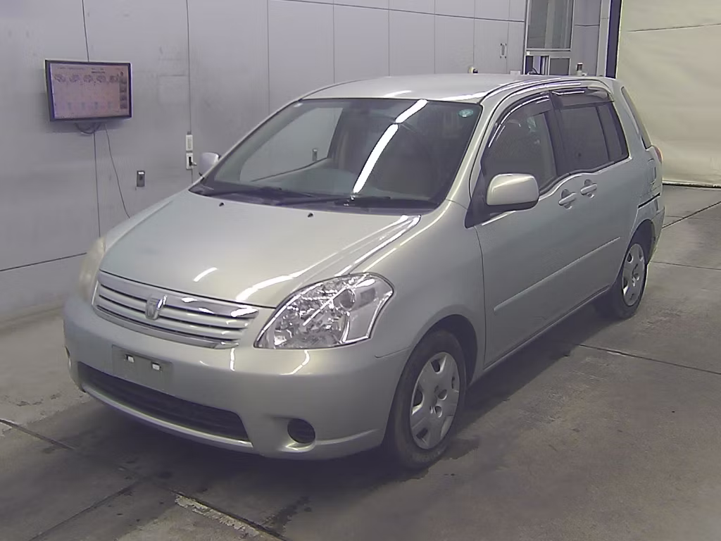 TOYOTA RAUM