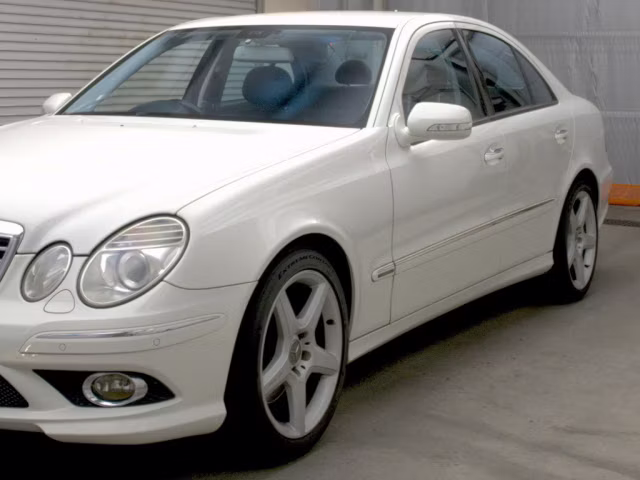 MERCEDES-BENZ E-CLASS