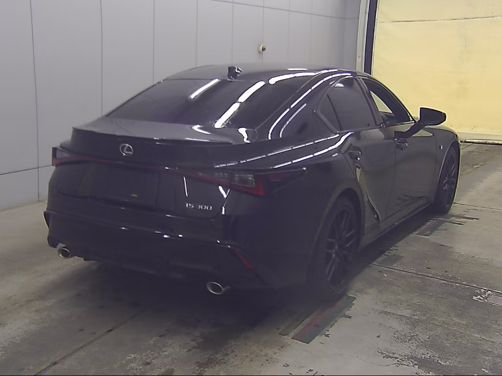 LEXUS IS300