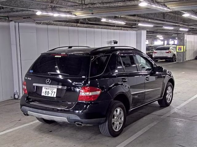MERCEDES-BENZ M-CLASS