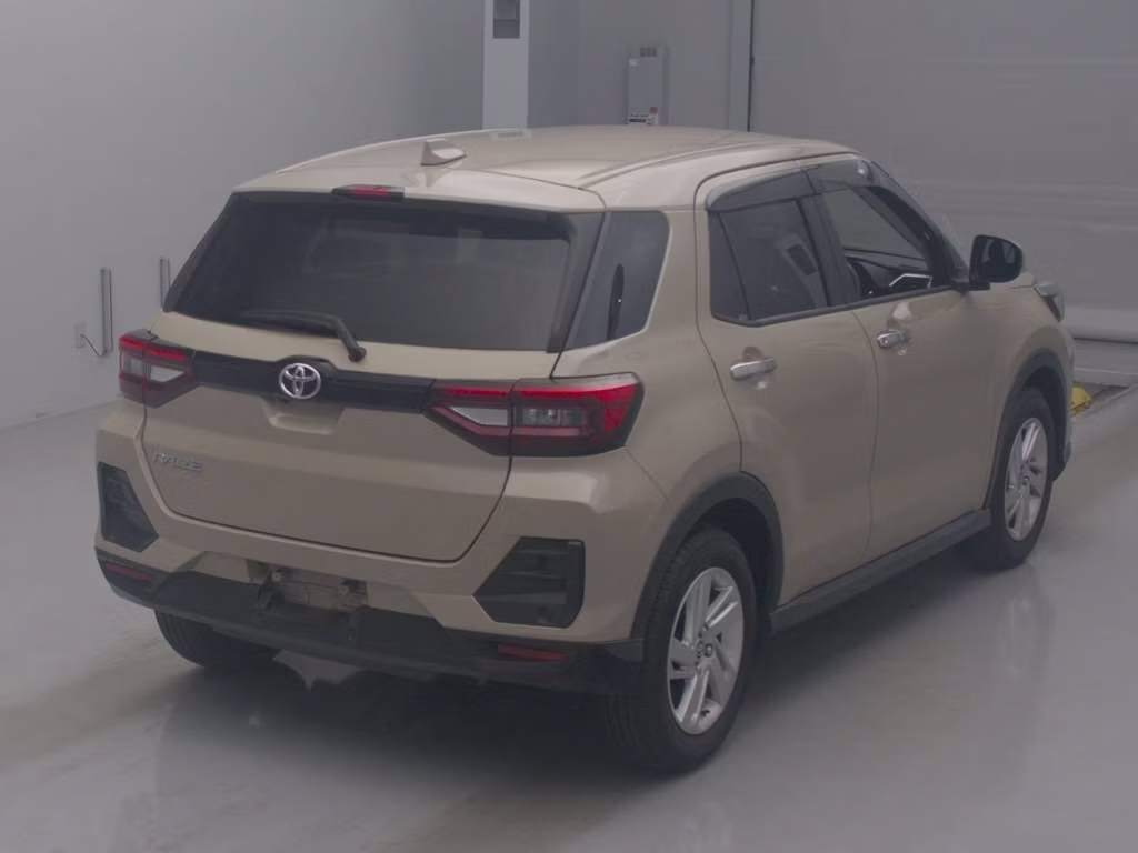 TOYOTA RAIZE
