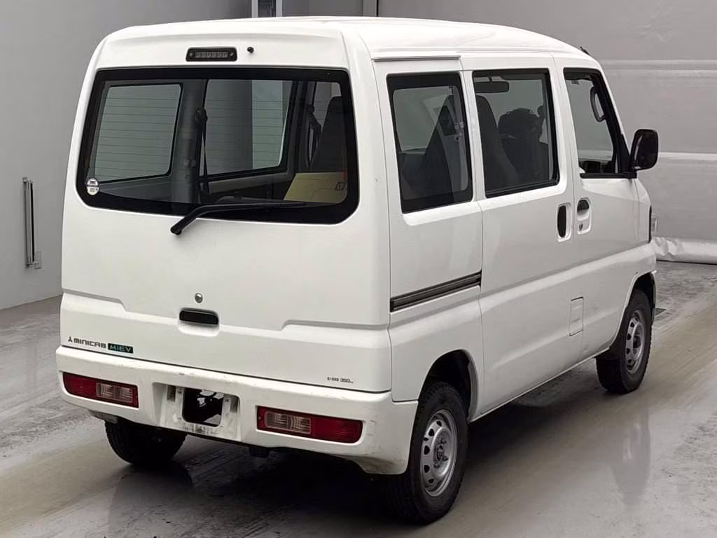 MITSUBISHI MINICAB MIEV